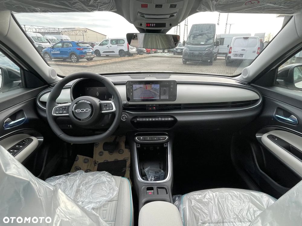 Fiat 600 1.2 Turbo La Prima eDCT - 8