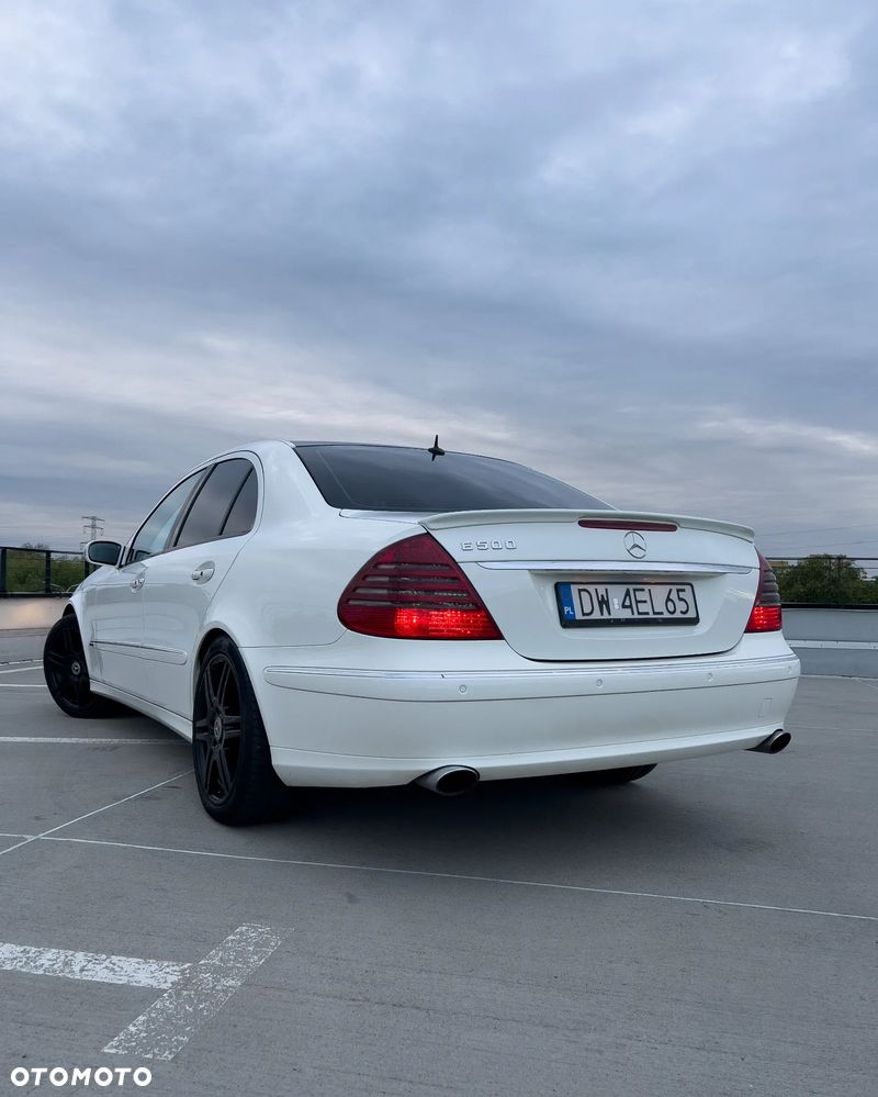 Mercedes-Benz Klasa E 500 7G-TRONIC Avantgarde - 5