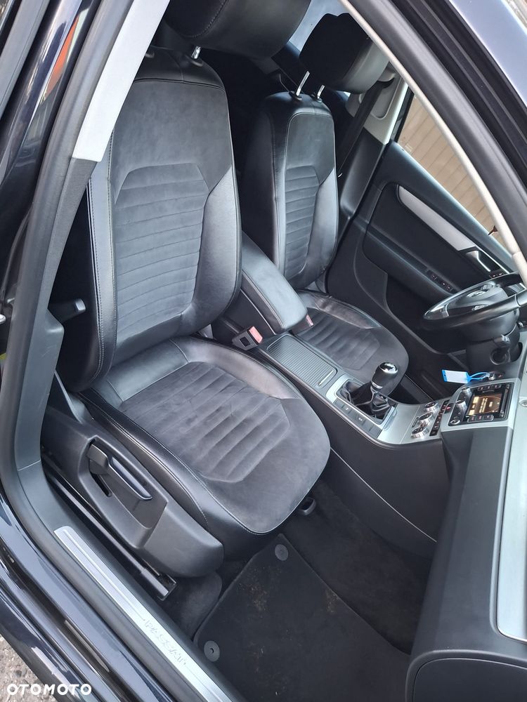 Volkswagen Passat - 14
