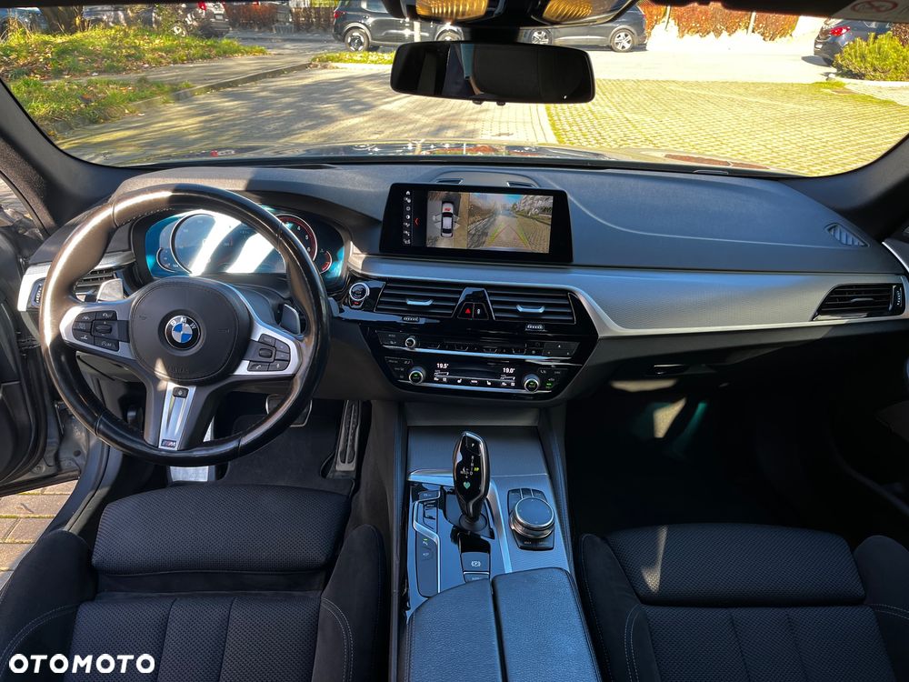 BMW Seria 5 540i xDrive M Sport sport - 22