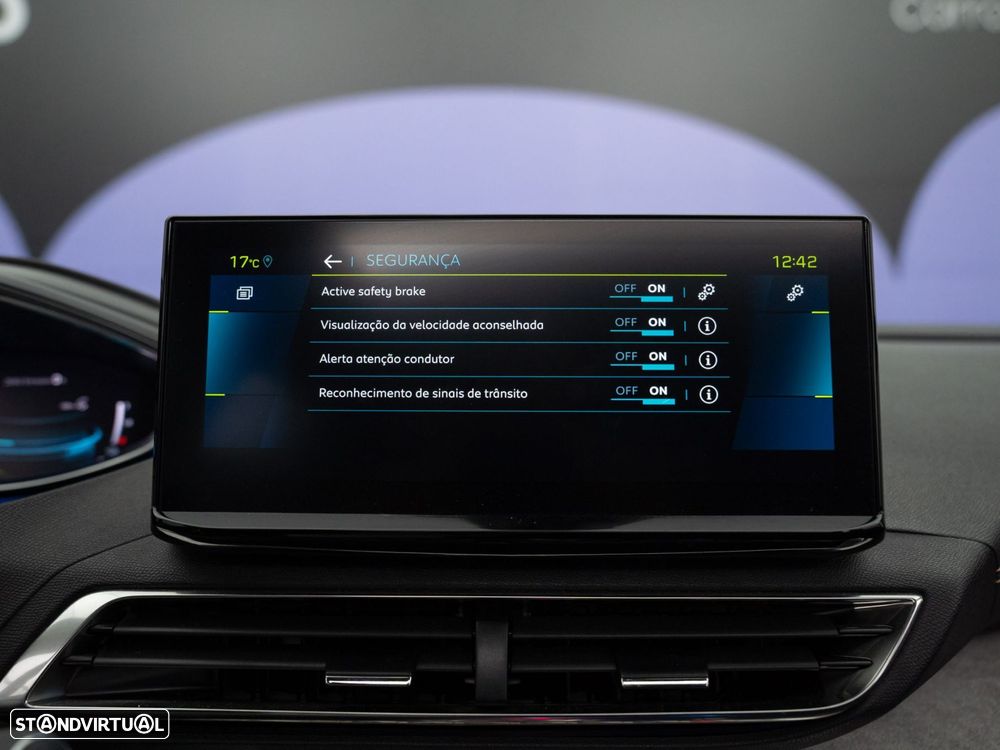 Peugeot 3008 1.6 Hybrid4 GT e-EAT8 - 36