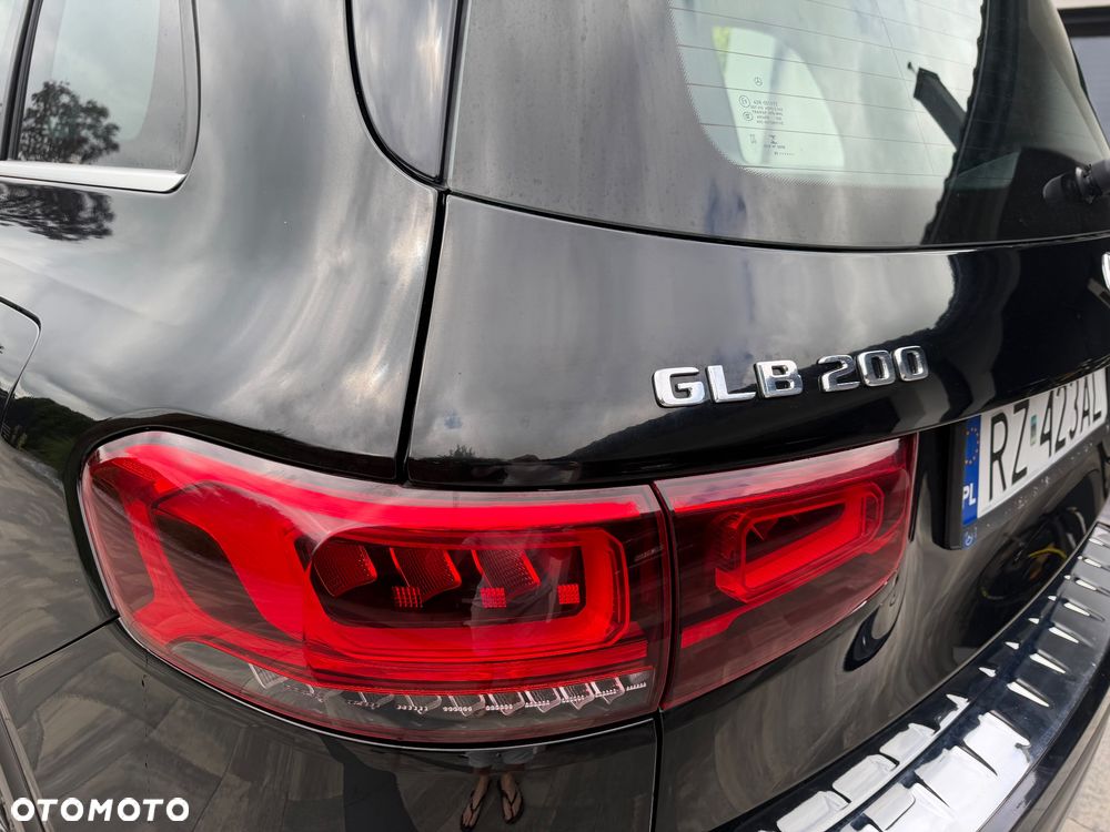 Mercedes-Benz GLB 200 7G-DCT - 32