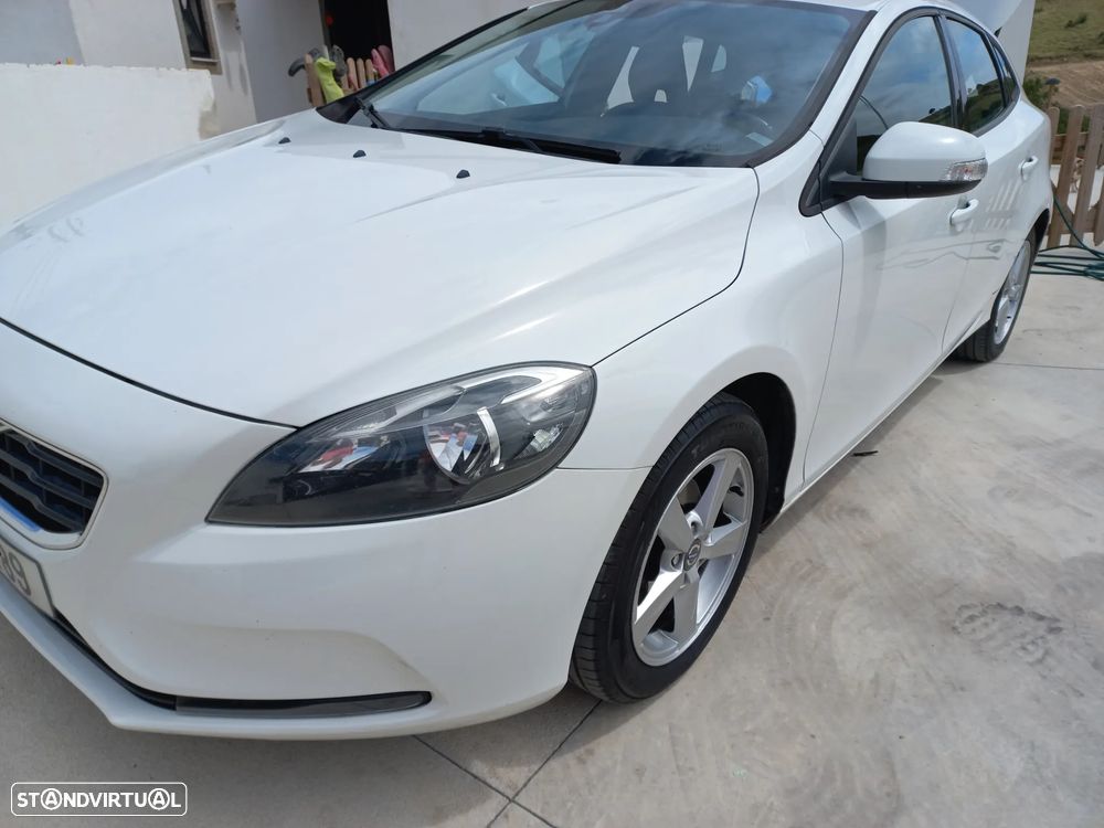 Volvo V40 1.6 D2 Eco Kinetic - 6