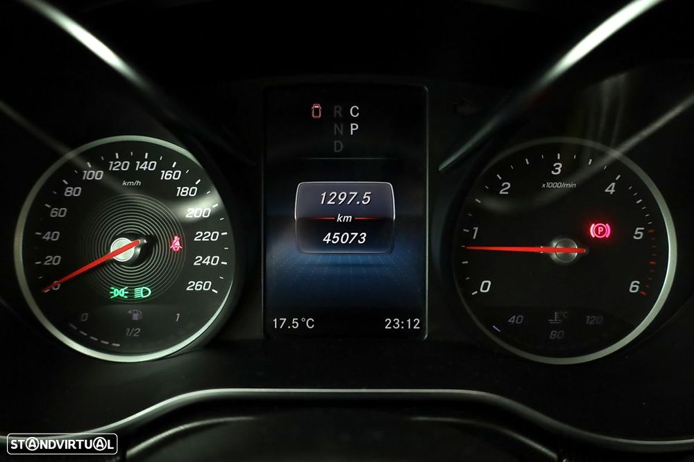 Mercedes-Benz V 250 d - 15