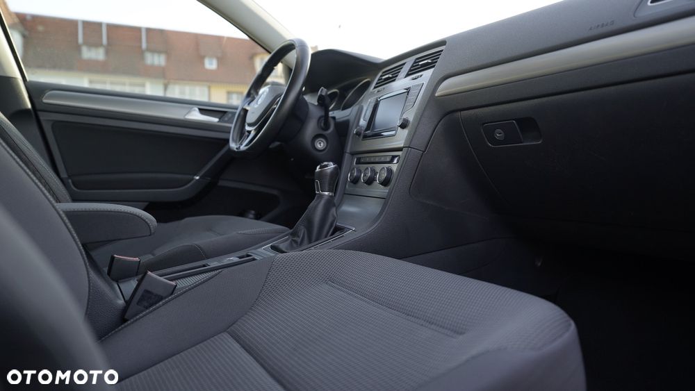 Volkswagen Golf 2.0 TDI (BlueMotion Technology) Comfortline - 18