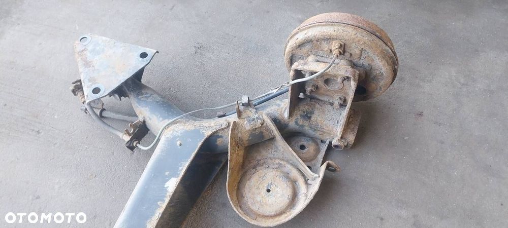 BELKA OŚ ZAWIESZENIA TYŁ BĘBNY BEZ ABS FIAT PANDA II - 2