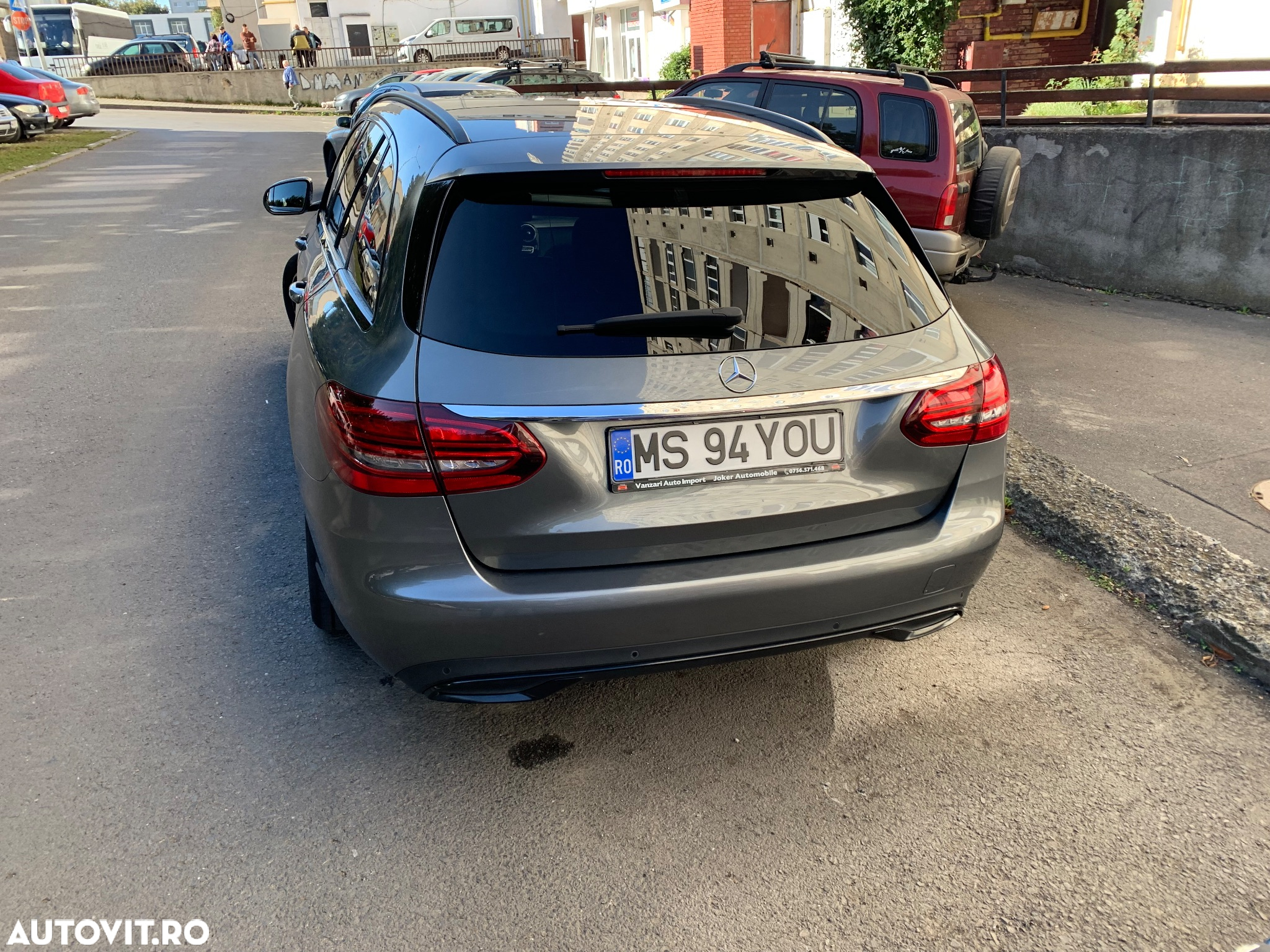 Mercedes-Benz C 220 d T 9G-TRONIC Avantgarde - 2