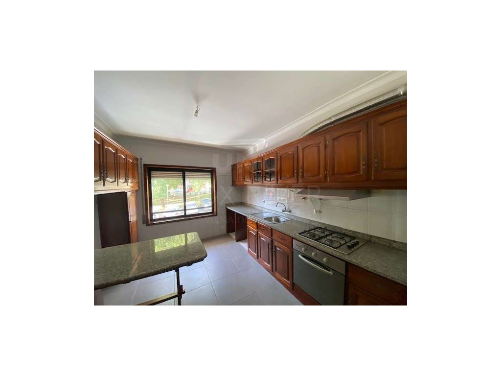 Apartamento T3 para arrendamento em Viana do Castelo - Grande imagem: 2/17