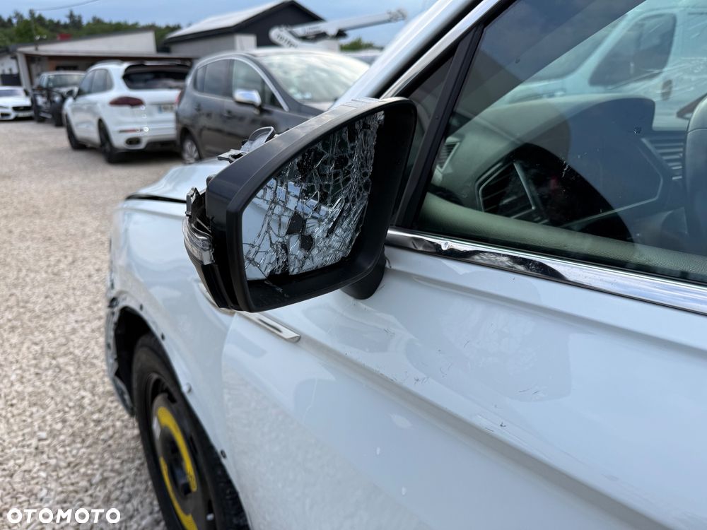 Volkswagen Tiguan - 34