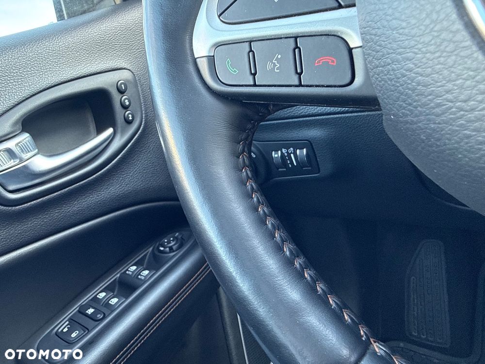 Jeep Compass - 16
