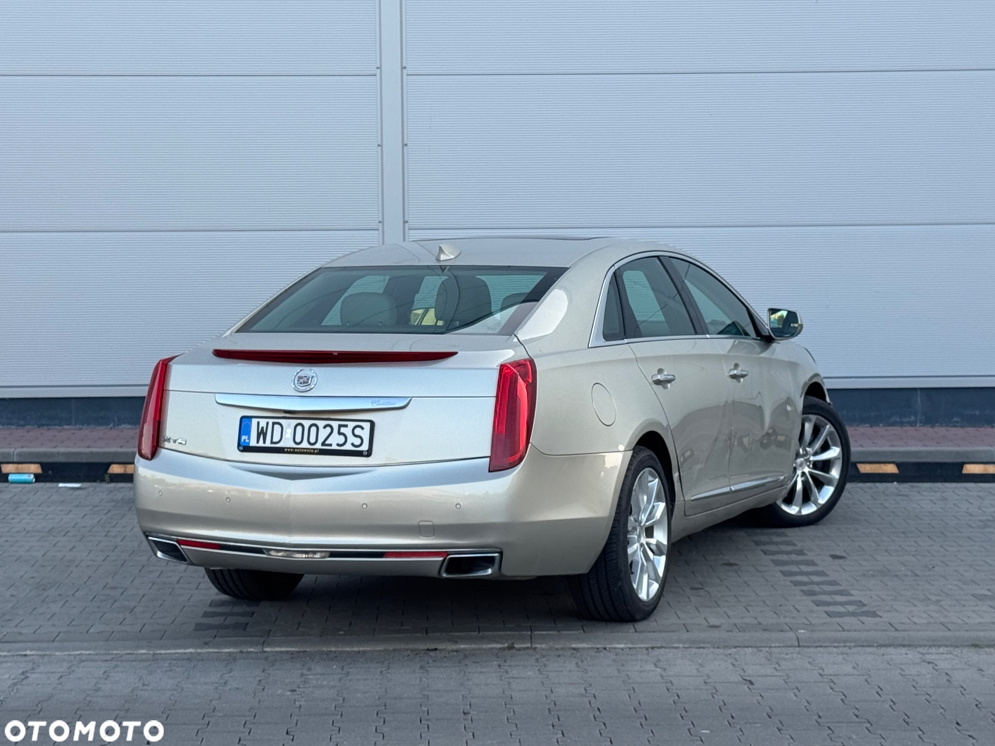 Cadillac XTS - 4