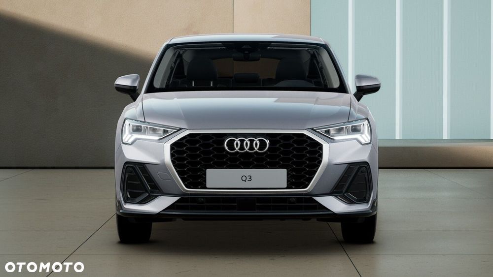 Audi Q3 Sportback - 4