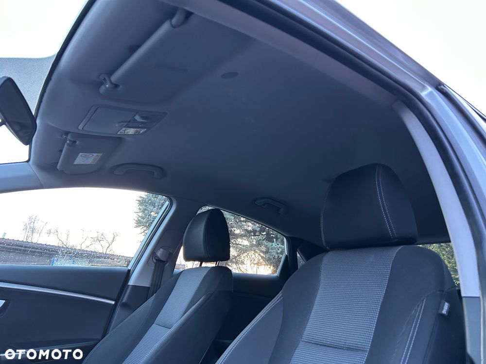 Hyundai i30 i30cw 1.4 Fifa World Cup Edition - 19