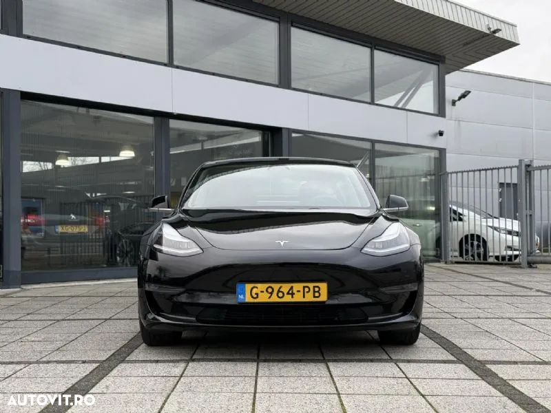 Tesla Model 3 Langstreckenbatterie Allradantrieb Dual Motor Performance - 3