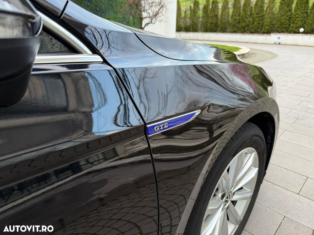 Volkswagen Passat - 26