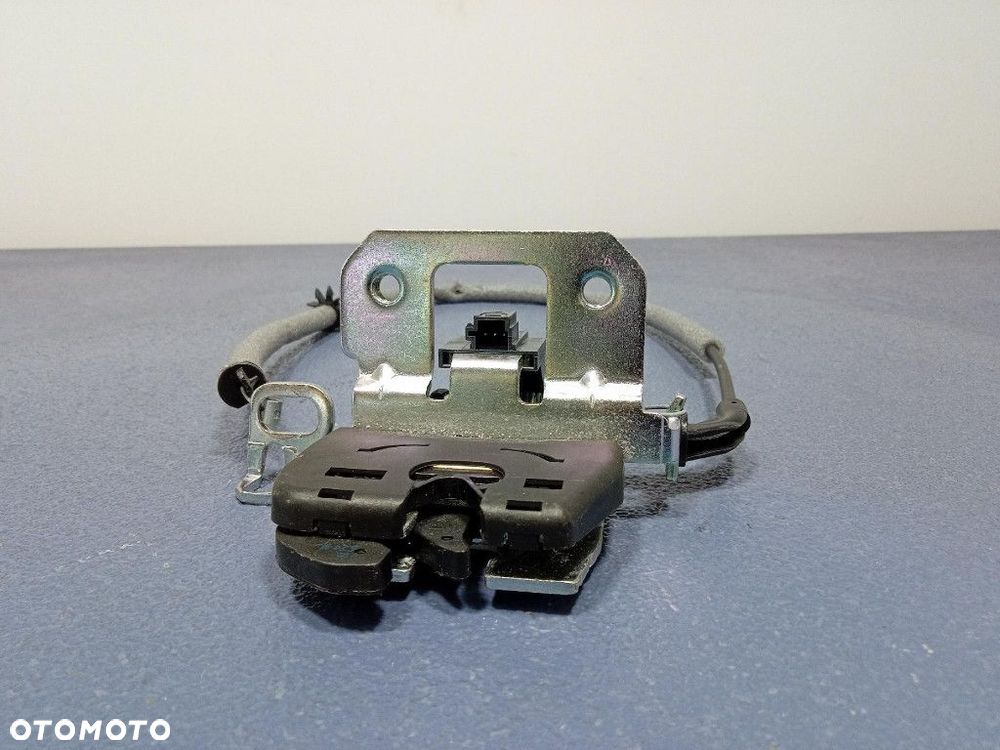 MERCEDES E KLASA W212 ZAMEK OPARCIA KANAPY TYŁ TYLNY - 4