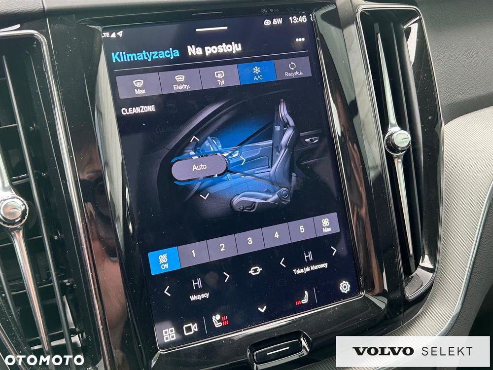 Volvo XC 60 - 24