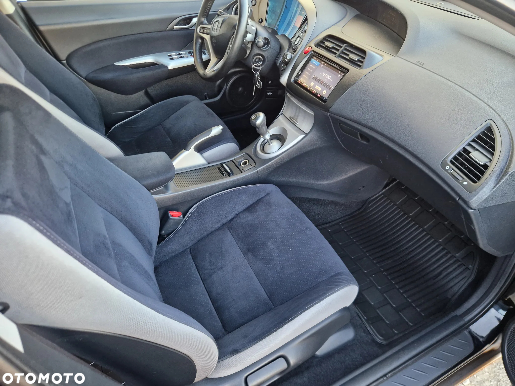 Honda Civic 1.8 Sport - 18