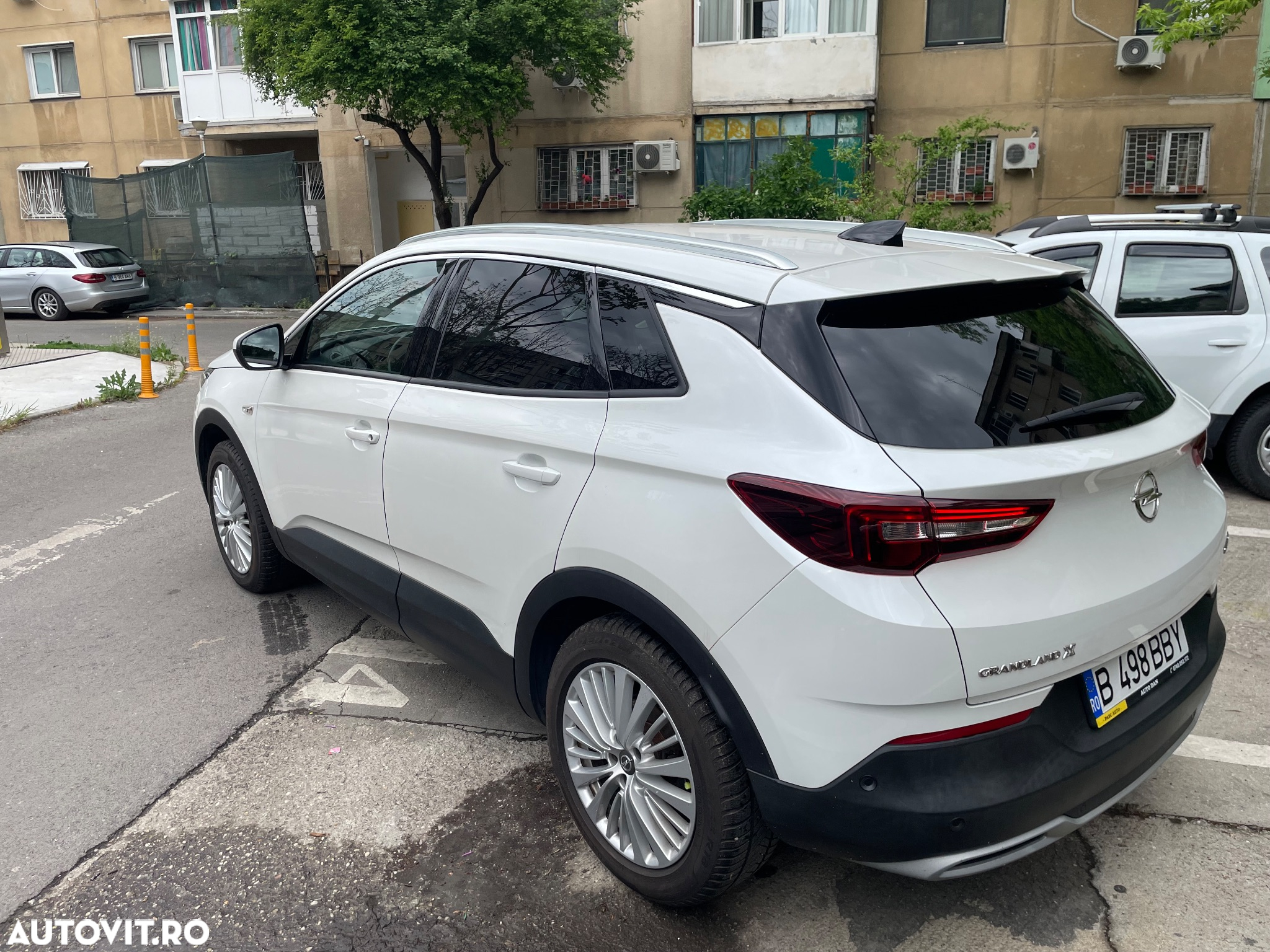 Opel Grandland X 1.5 START/STOP Elegance - 4