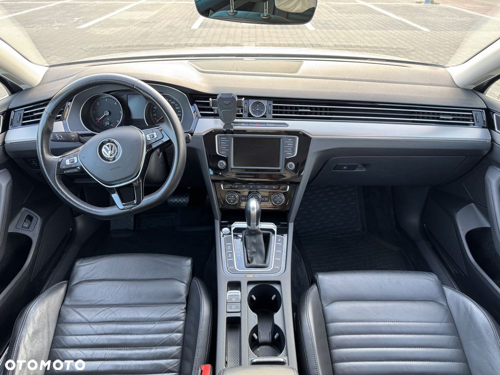 Volkswagen Passat 2.0 TDI BMT SCR 4Mot Highline DSG7 - 22