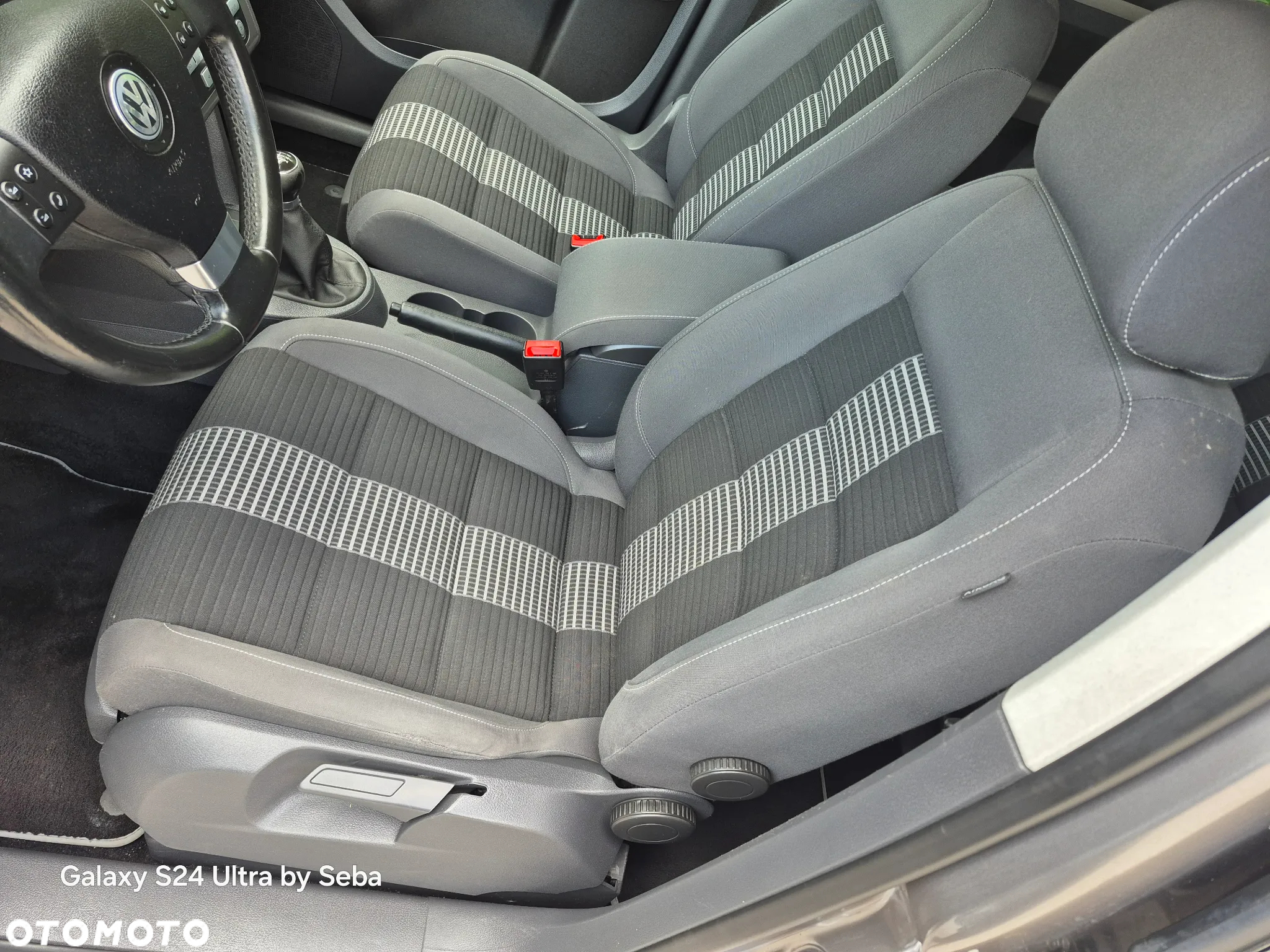 Volkswagen Touran 2.0 TDI Highline - 10