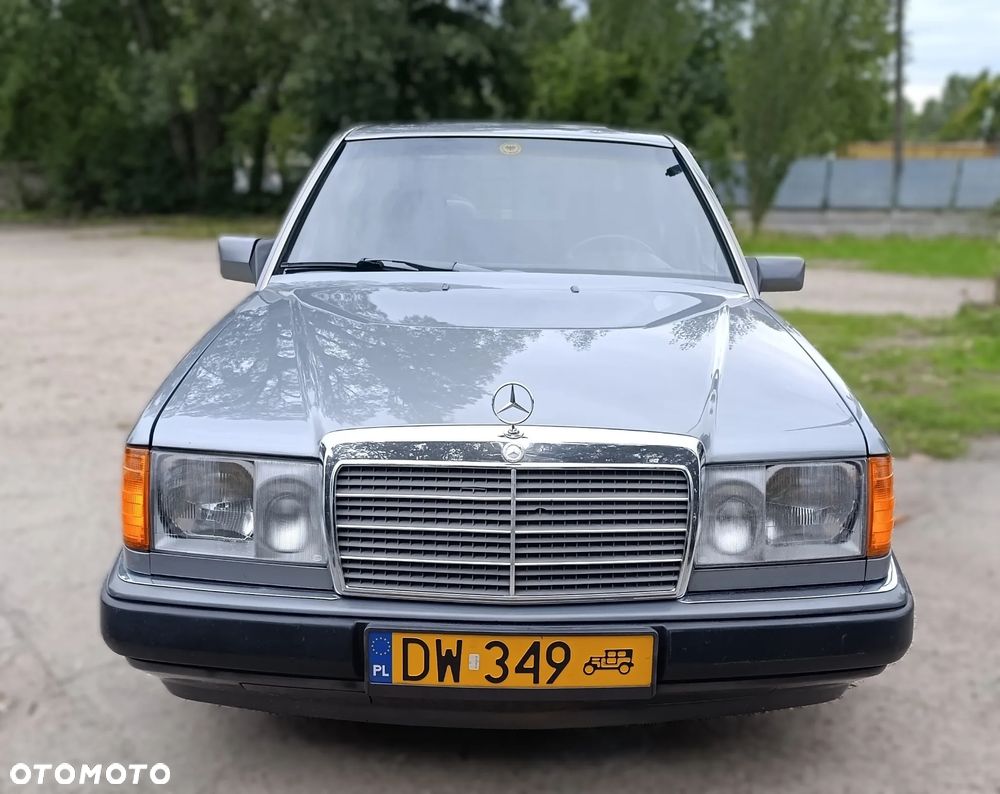 Mercedes-Benz Klasa E - 4