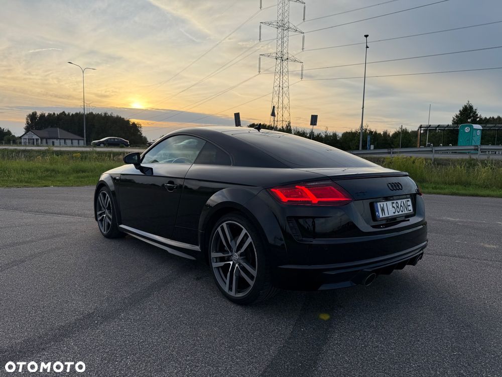 Audi TT Coupé - 4