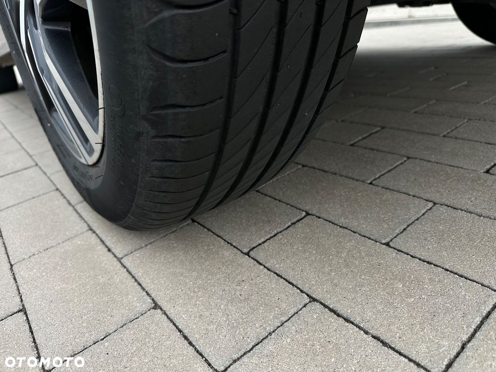 Peugeot 208 PureTech 100 Allure - 25
