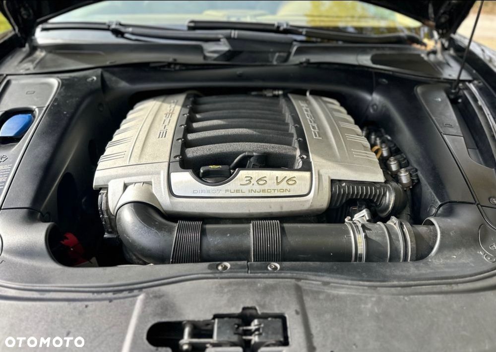 Porsche Cayenne - 20