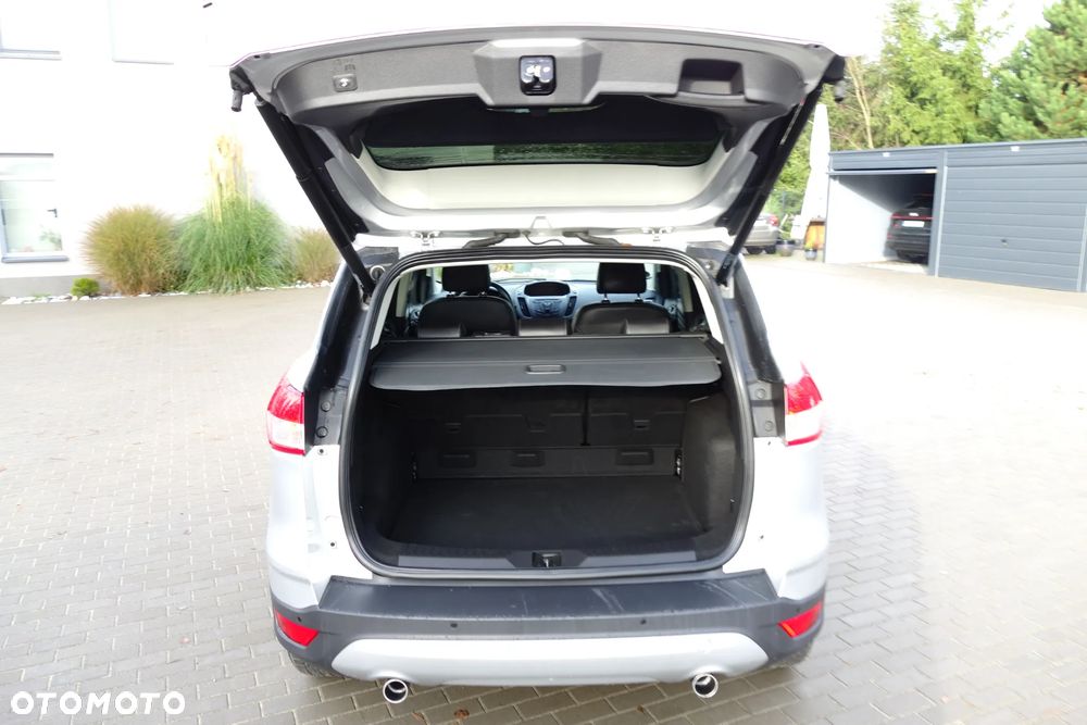 Ford Kuga 1.5 EcoBoost 2x4 Trend - 19
