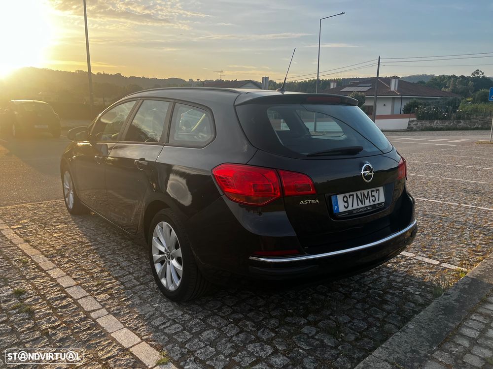 Opel Astra Sports Tourer 1.4 Cosmo S/S - 4