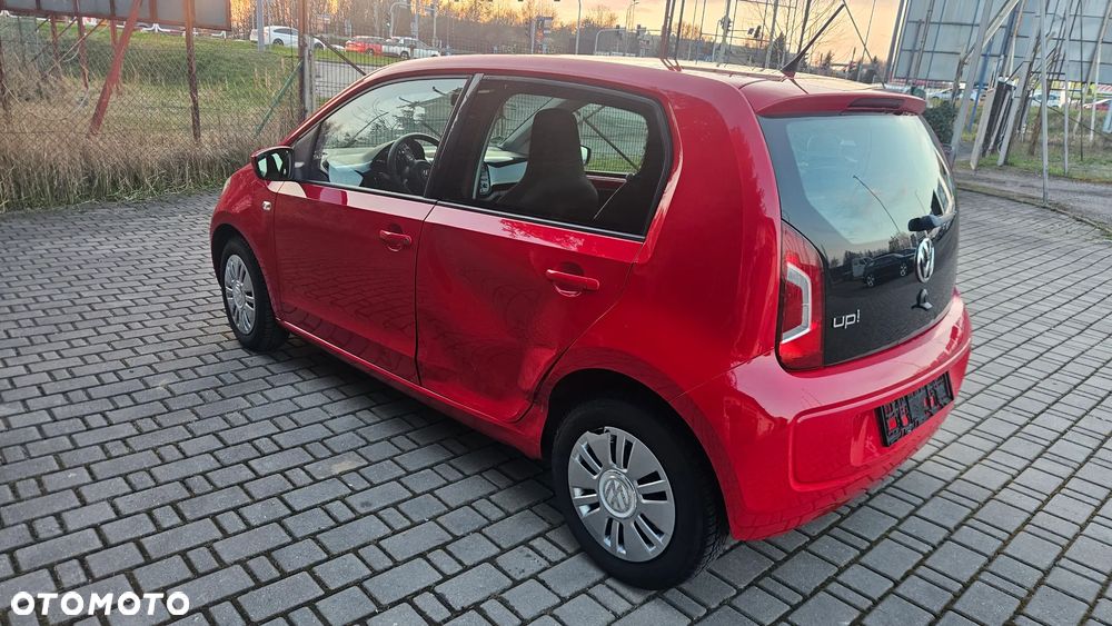 Volkswagen up! move - 9