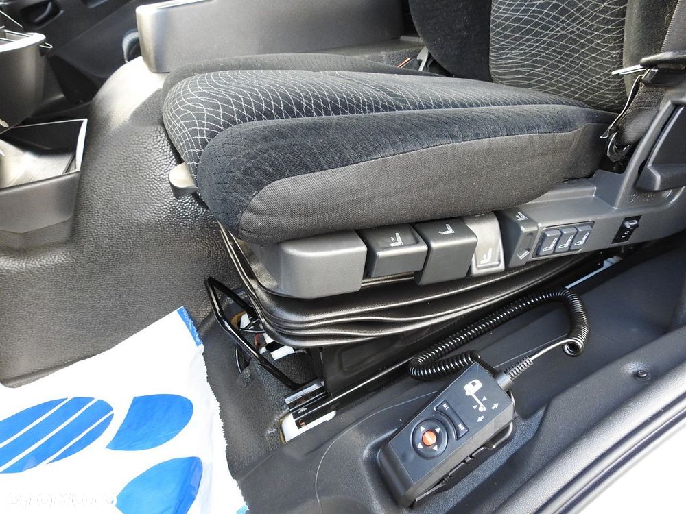 Mercedes-Benz ATEGO 12.24 KONTENER WINDA 18 PALET TEMPOMAT KLIMATYZACJA AUTOMAT  BLIŹNIACZE KOŁA  240KM - 31