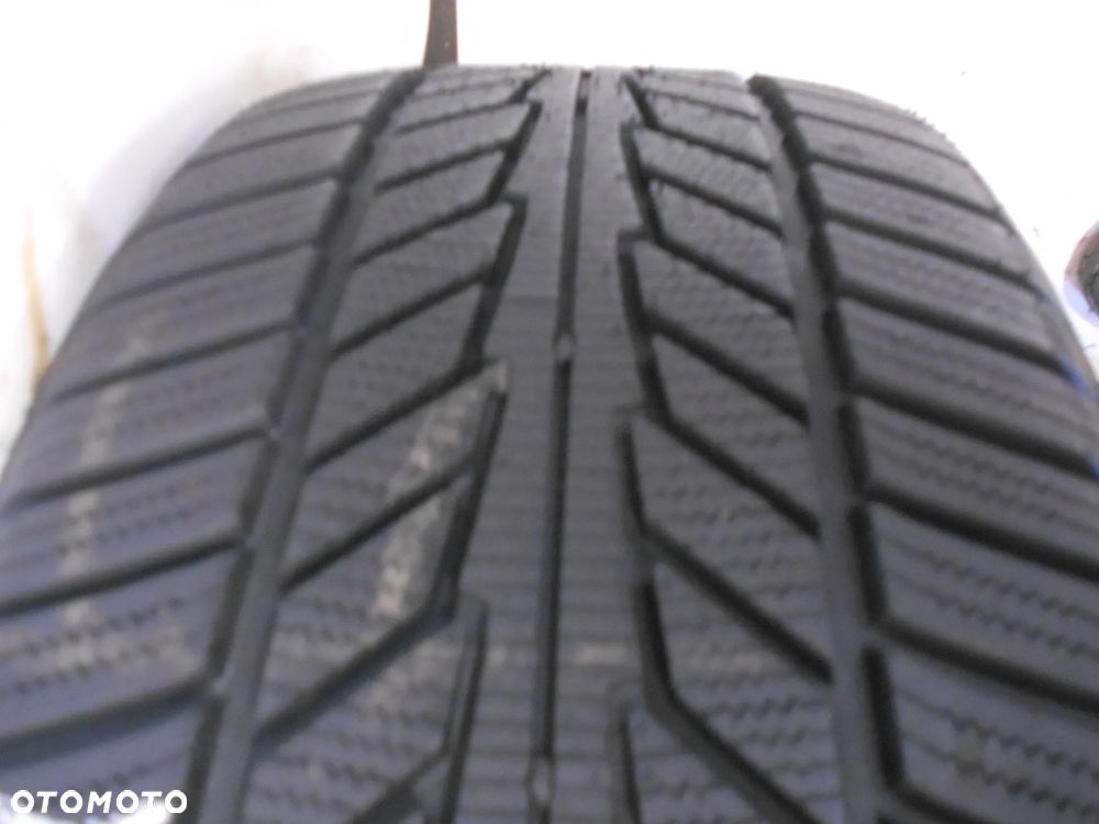 OPONA POJEDYNKA 255/40R21 HANKOOK ION ICEPT SUV DOT 2024 8.2MM - 2