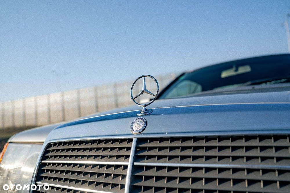 Mercedes-Benz Klasa E 320 - 18