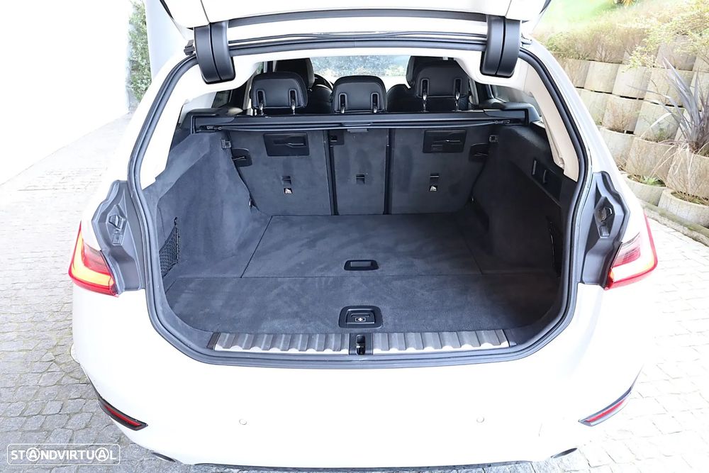 BMW 318 d Line Sport Auto - 15