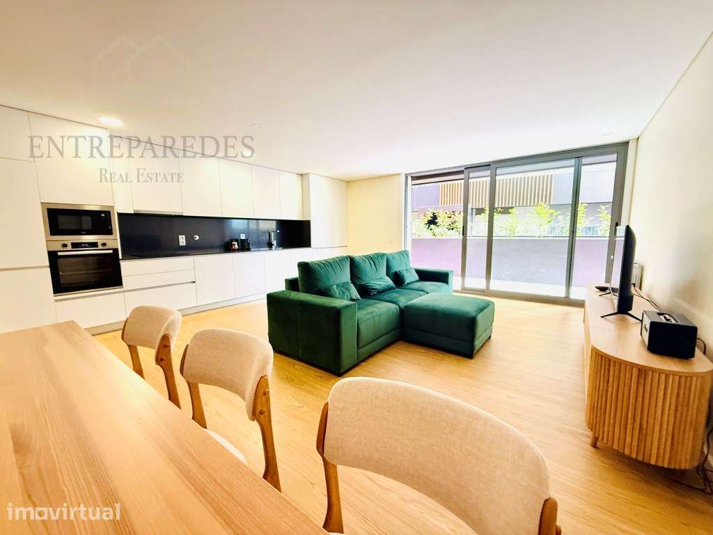 Apartamento T2 com terraço e garagem no centro de Espinho para comprar - Grande imagem: 4/20