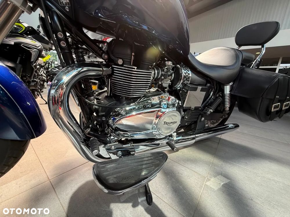 Triumph America - 6