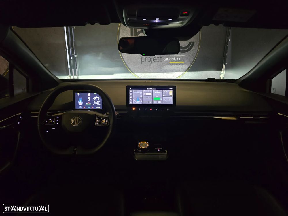MG MG4 77 kWh Extended Range Luxury - 18