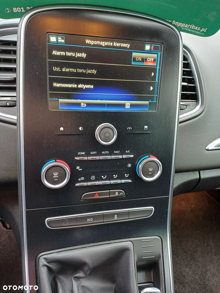 Renault Grand Scenic - 11