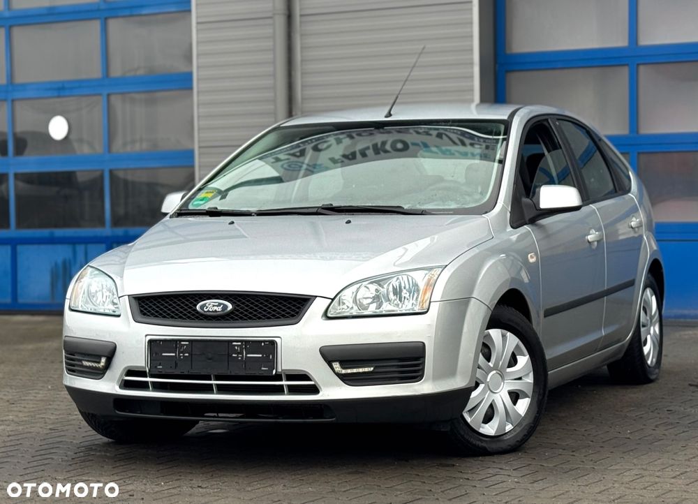 Ford Focus 1.6 16V Style - 3