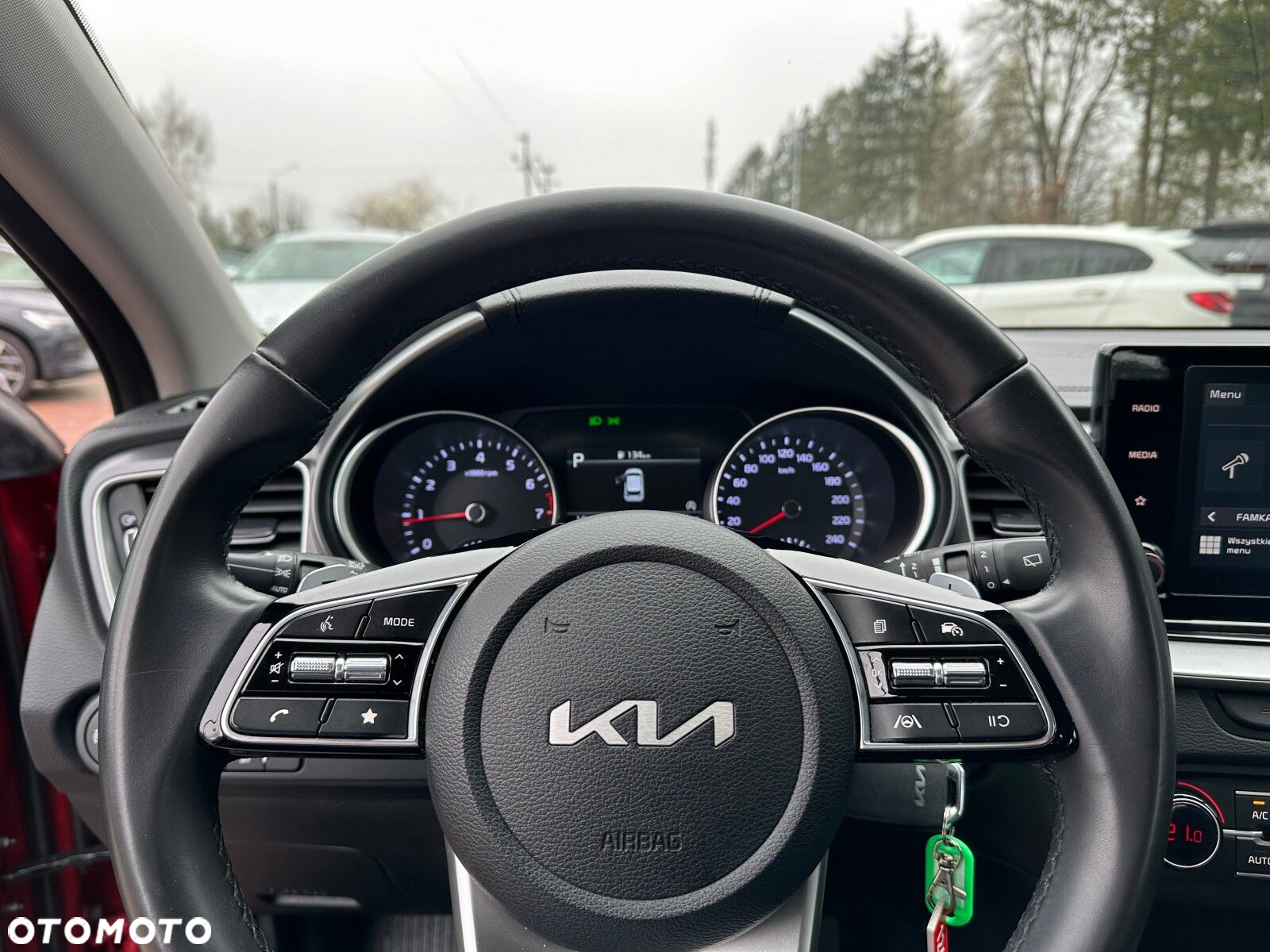 Kia Ceed - 21