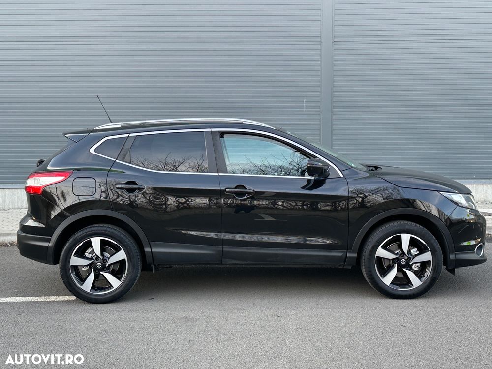Nissan Qashqai 1.6 DIG-T N-Connecta - 22