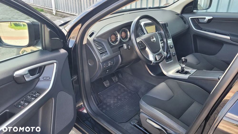 Volvo XC 60 D4 Momentum - 15