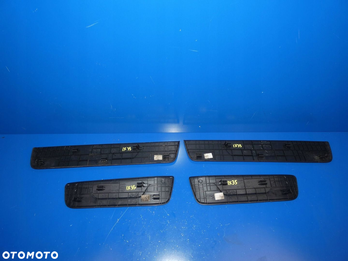 HYUNDAI IX35 OSŁONY NAKŁADKI PROGOWE LISTWY KOMPLET - 2