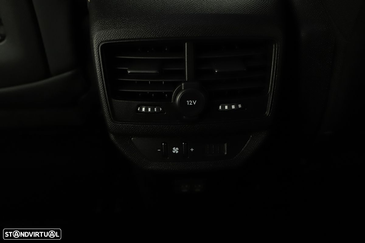 Peugeot 5008 1.2 PureTech GT EAT8 - 24