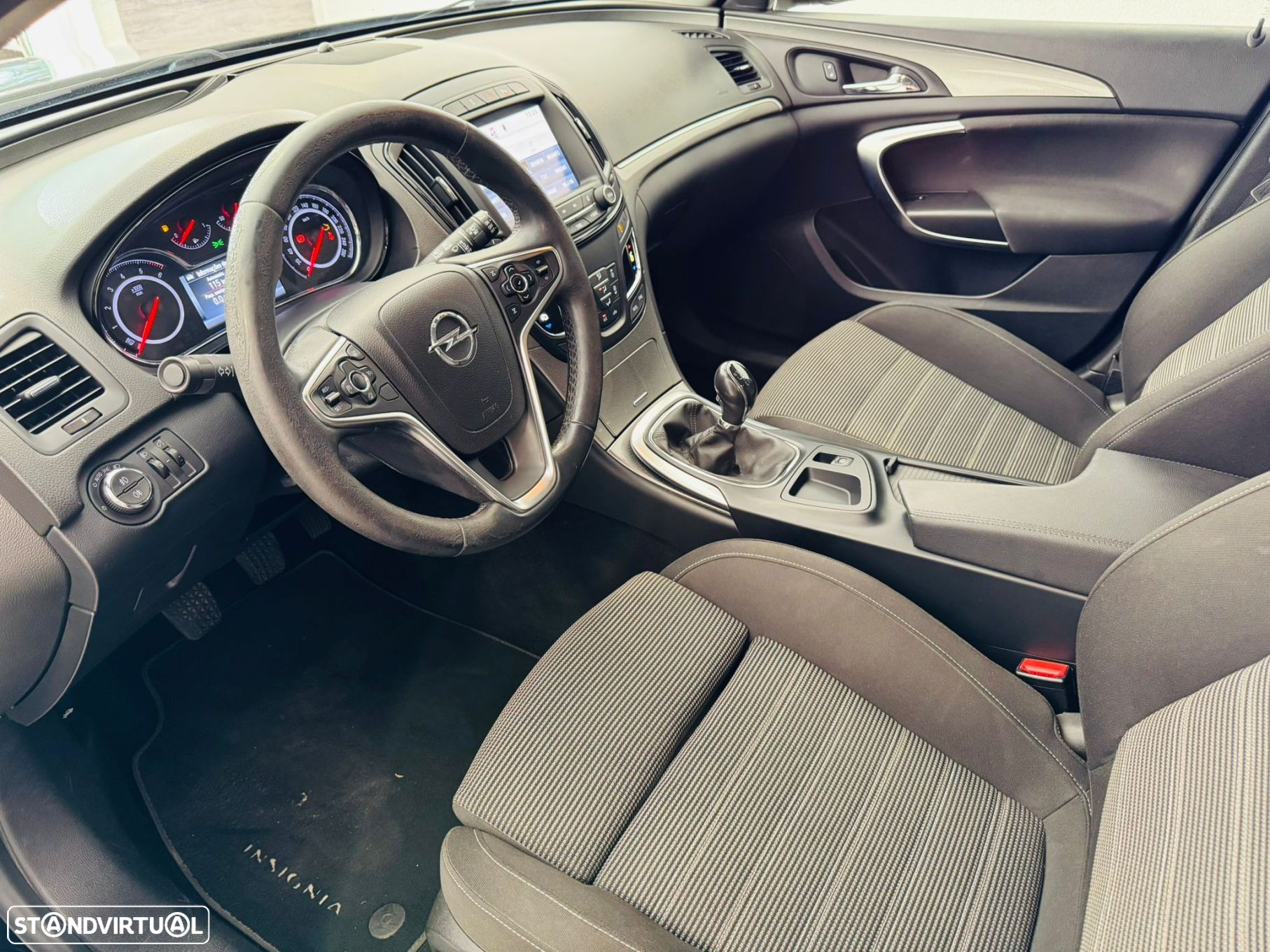 Opel Insignia Sports Tourer 2.0 CDTi Executive S/S - 10