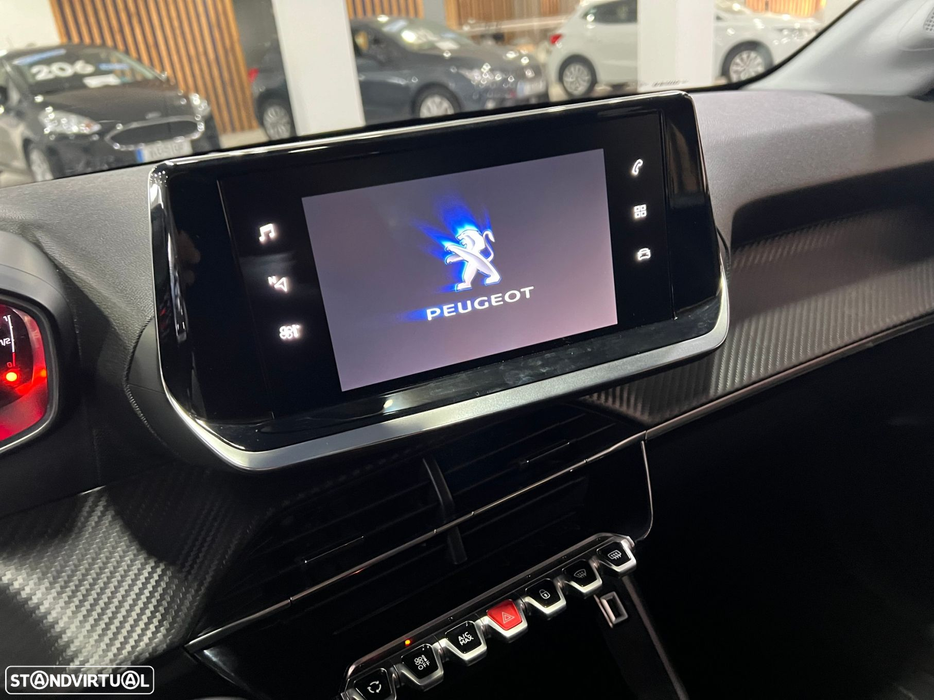 Peugeot 208 1.2 PureTech Active Pack - 21