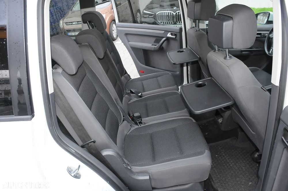 Volkswagen Touran 2.0 TDI DSG Comfortline - 11