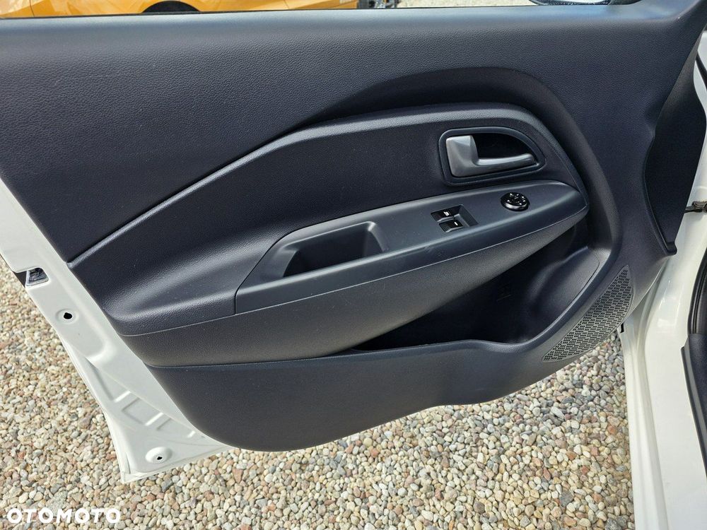 Kia Rio 1.2 Edition 7 - 10